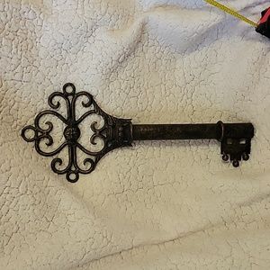 Metal decorative key